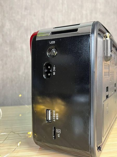 Радиоприемник Golon RX-455-S Solar портативная колонка, портативная акустика на солнечной батарее Красный 260578 фото